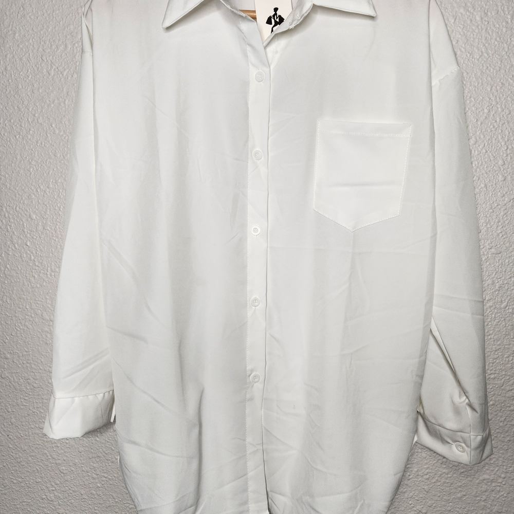Xiao Xiao Classic White Button Up Shirt Womens Size Small NWT